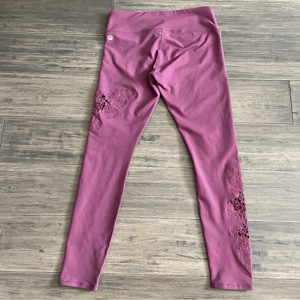 Fabletics Floral Cutout Leggings Light Burgundy Women’s Activewear